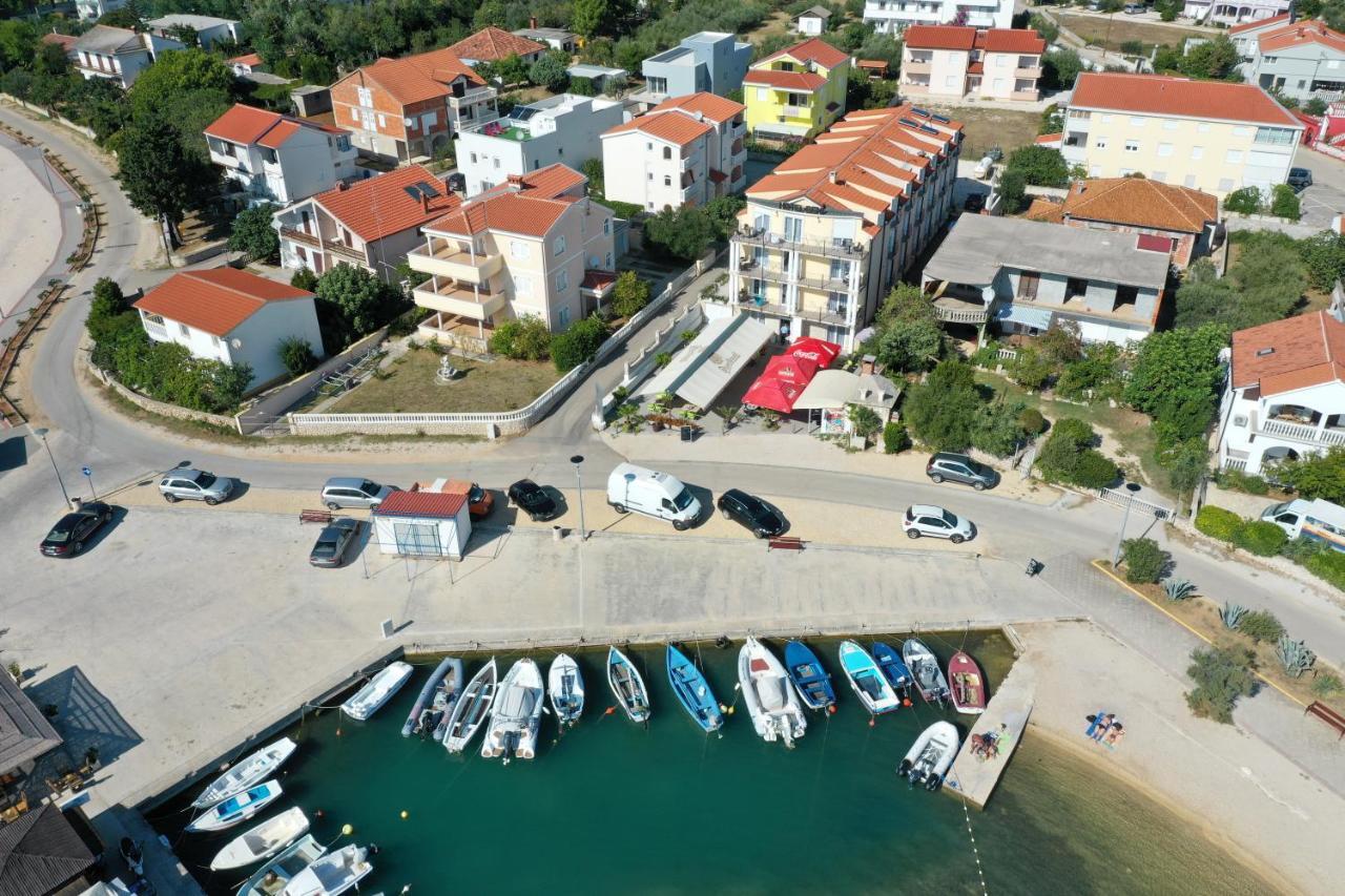 Hotel Beni Vrsi Exterior foto